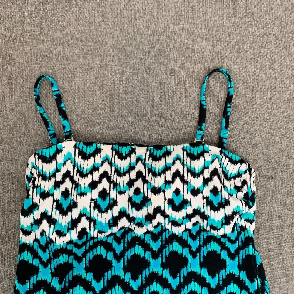 2 Bamboo Tankini‎ Blue White Black Spaghetti Straps Medium Removable Pads